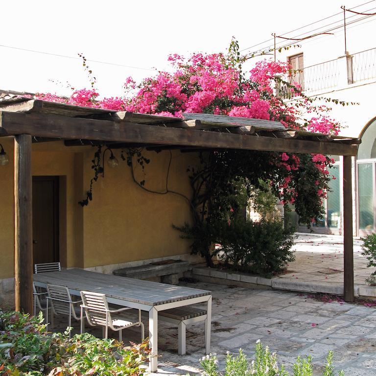 Villa Carcano Trani Bilik gambar
