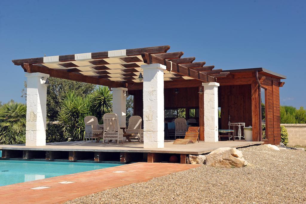 Villa Carcano Trani Luaran gambar